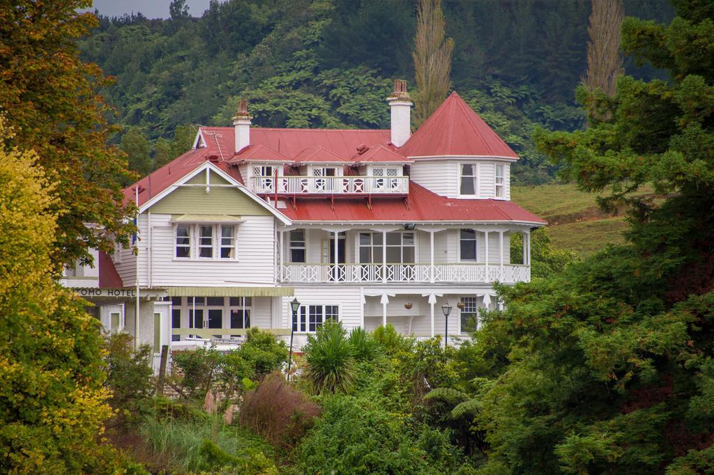 Waitomo Caves Hotel Eksteriør billede